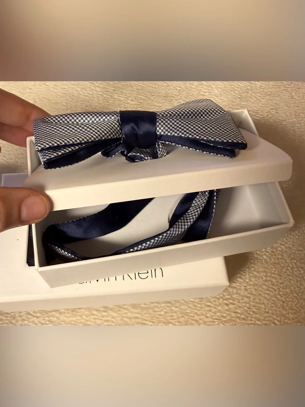 Calvin Klein Navy Center Knot Blue & White Patterned Bow Tie